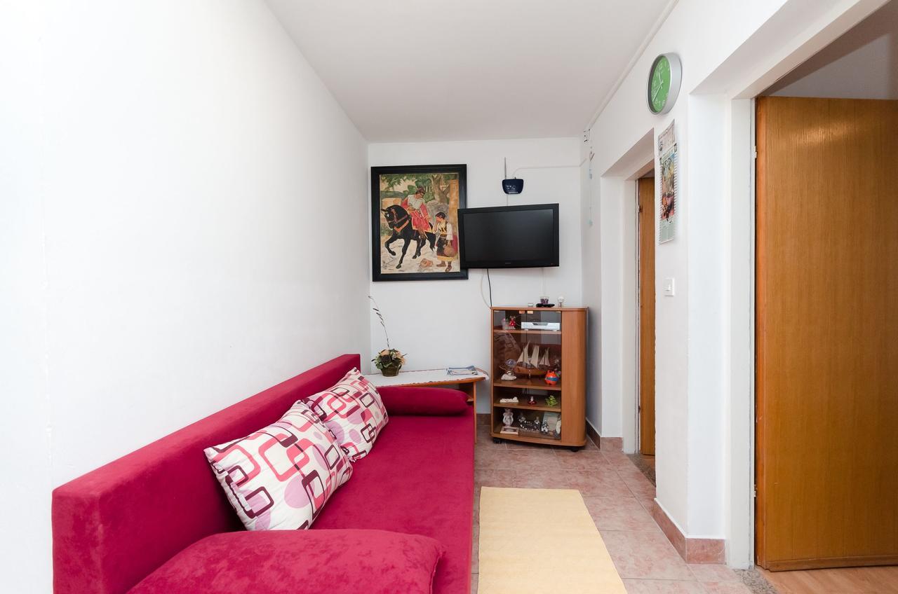 Apartments Albina 洛帕 外观 照片