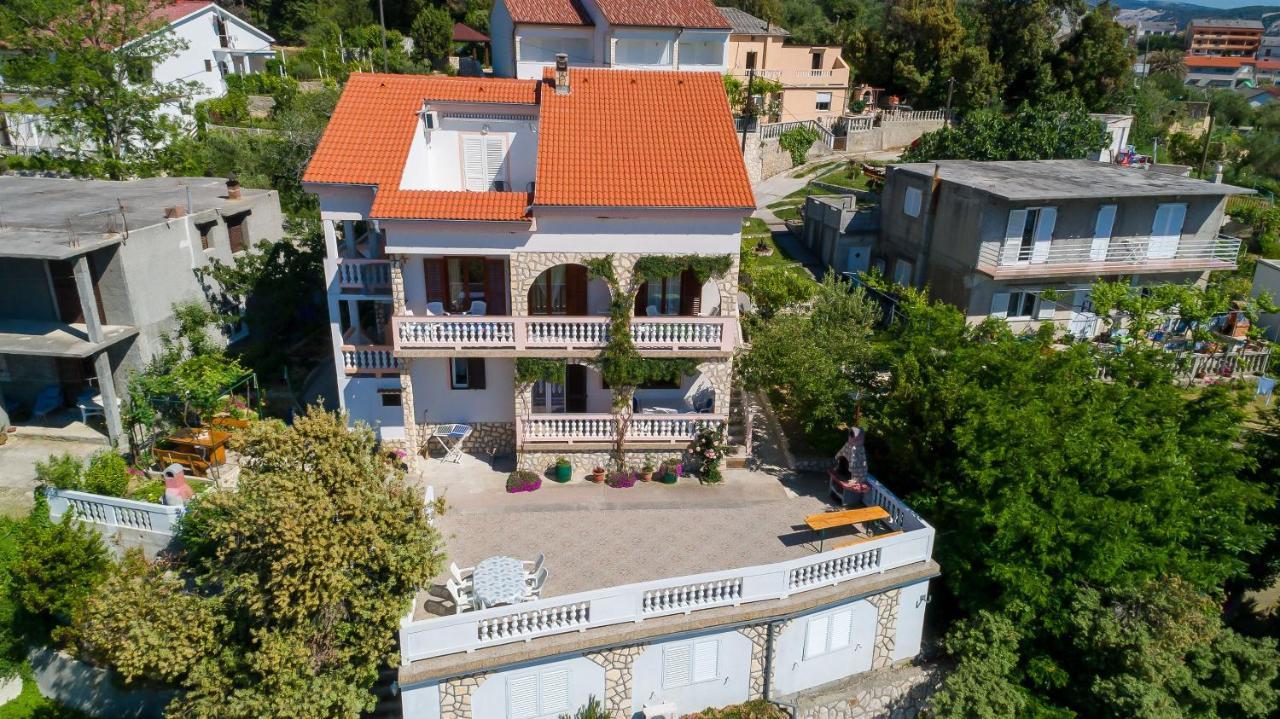 Apartments Albina 洛帕 外观 照片